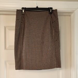 New York & Company Houndstooth Brown and Cream Pencil Skirt Knee-Length